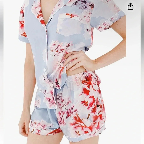 PLUM PRETTY SUGAR Oceane Lulls The Billows Blue Floral Lounge Set Size Small - Picture 2 of 15